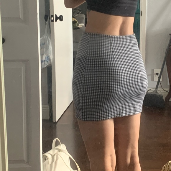 F21 Miniskirt (S) - Picture 8 of 8